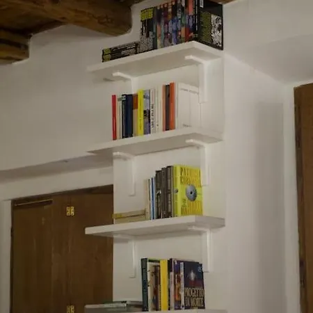 Cozy Apartment- Navigli